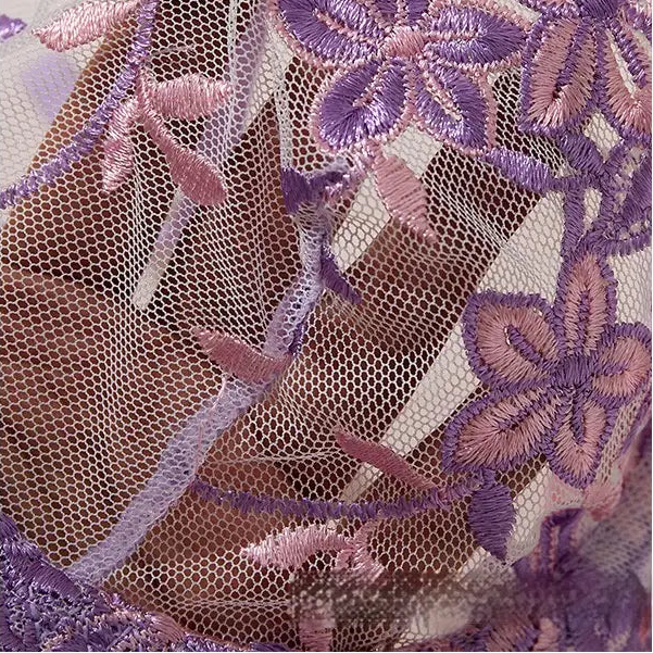 (Plus Size) Sexy Embroidered Mesh Lingerie Set | Underwire Push-Up Bra & V-String【S】